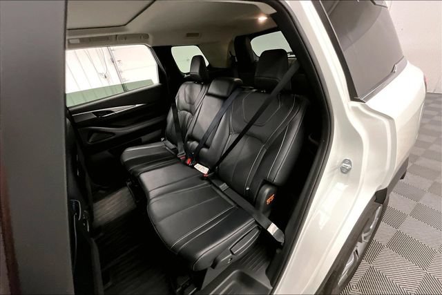 Used 2023 INFINITI QX60 Luxe AWD/4WD image 25