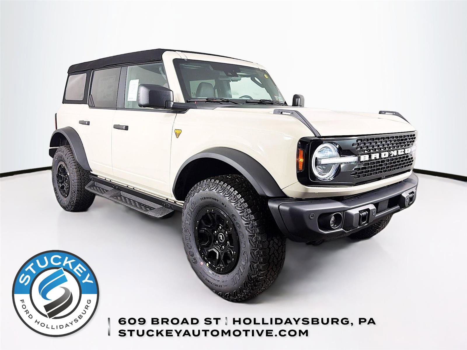 New 2026 Ford Bronco Badlands