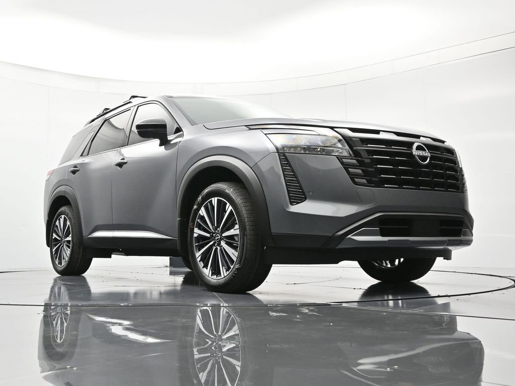 New 2026 Nissan Pathfinder Platinum w/ Cargo Package AWD/4WD image 43