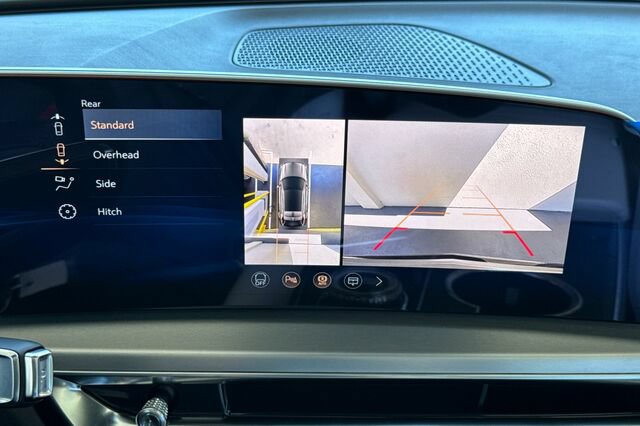 New 2026 Cadillac Lyriq Sport w/ LPO, Floor Liner Package AWD/4WD image 20