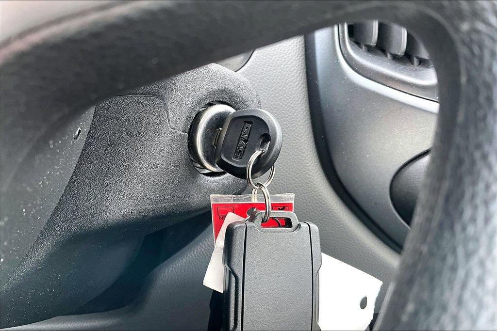 Used 2019 GMC Canyon 2WD Crew Cab w/ Convenience Package image 13