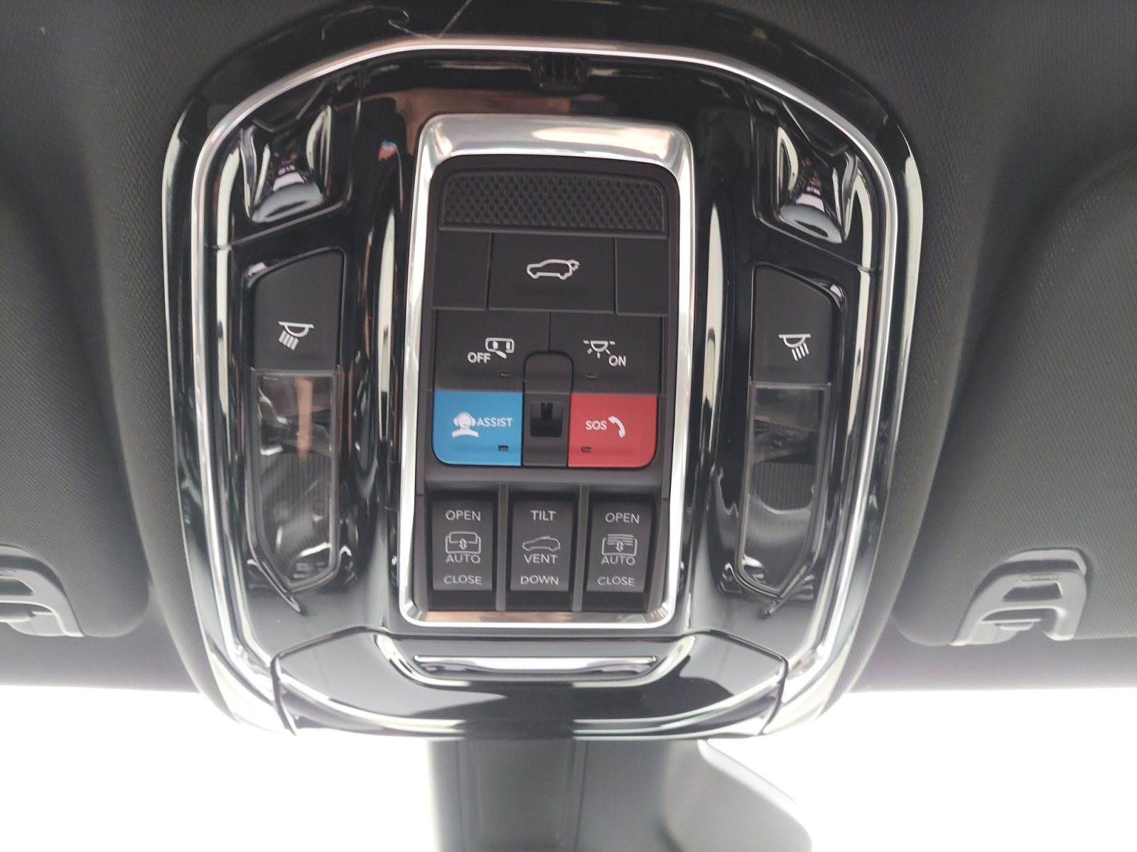 New 2026 Jeep Grand Wagoneer Summit image 38