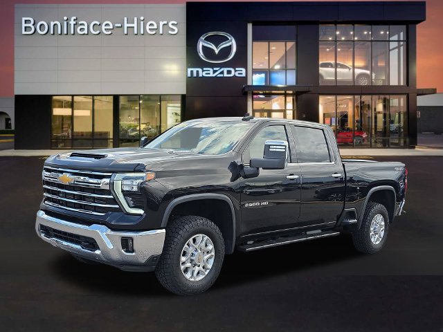 Used 2024 Chevrolet Silverado 2500 LTZ AWD/4WD image 2