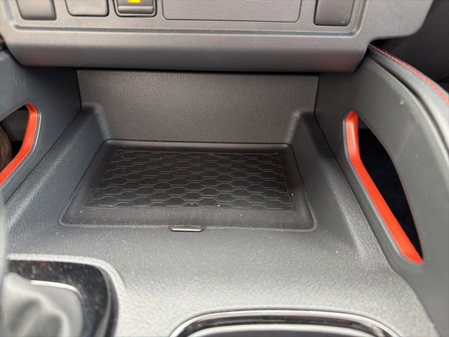 Used 2025 Nissan Frontier PRO-4X w/ Interior Protection Package image 33