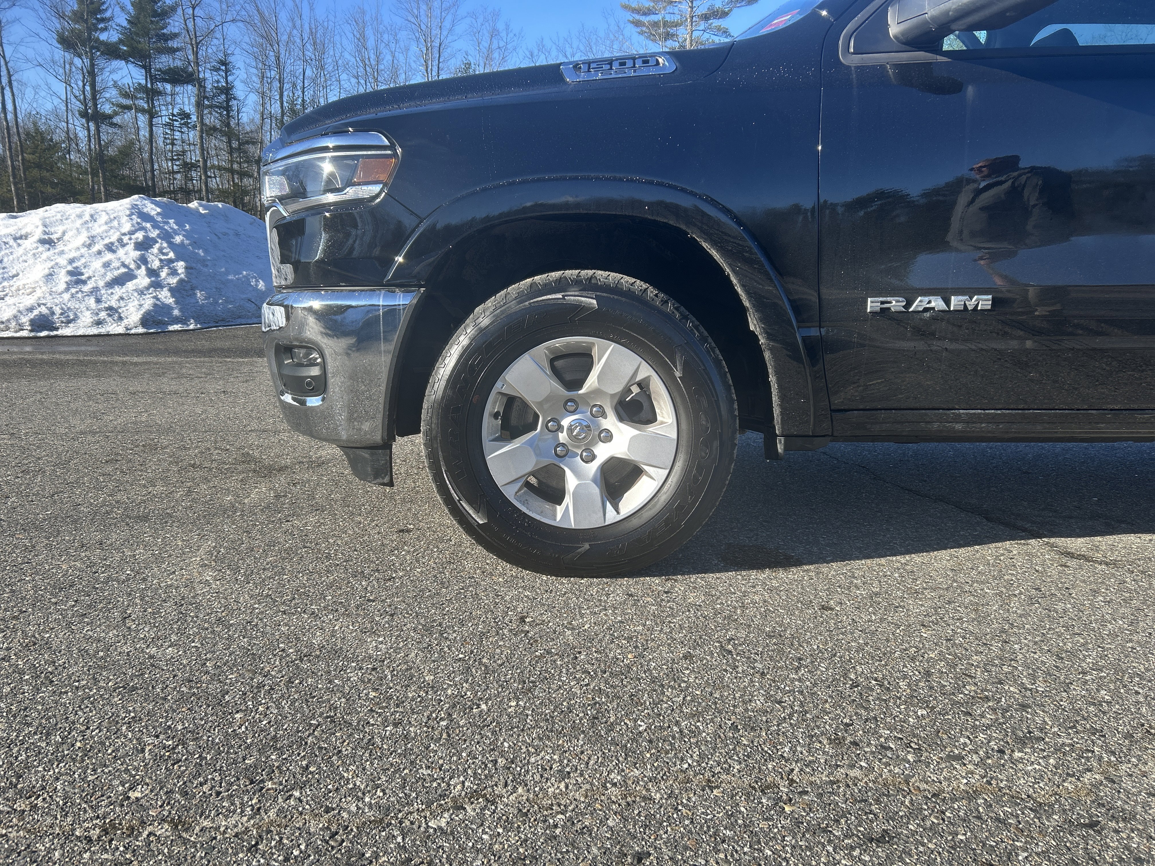 Used 2025 RAM 1500 Big Horn AWD/4WD image 12