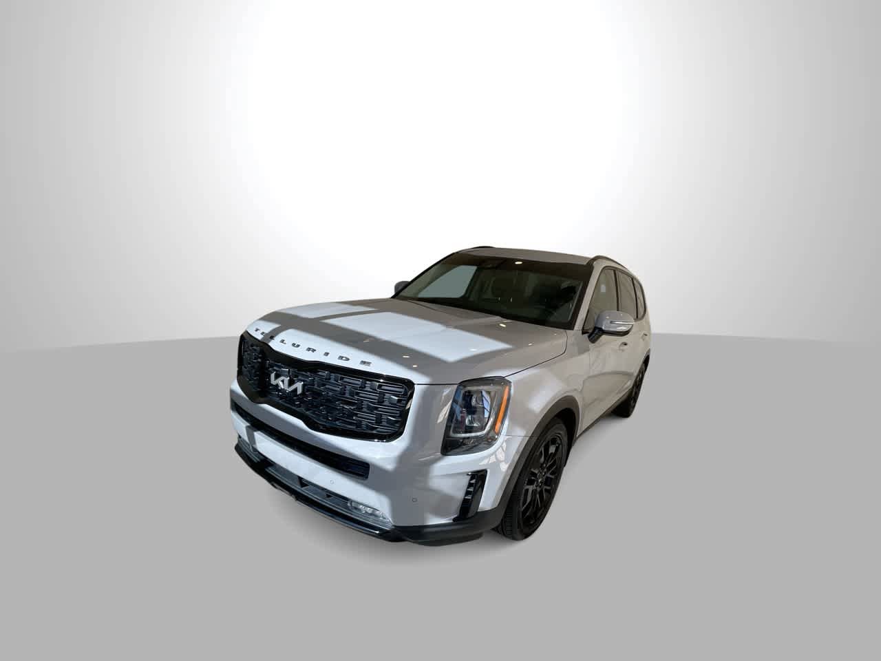 Used 2022 Kia Telluride SX w/ Nightfall Edition Package AWD/4WD image 4
