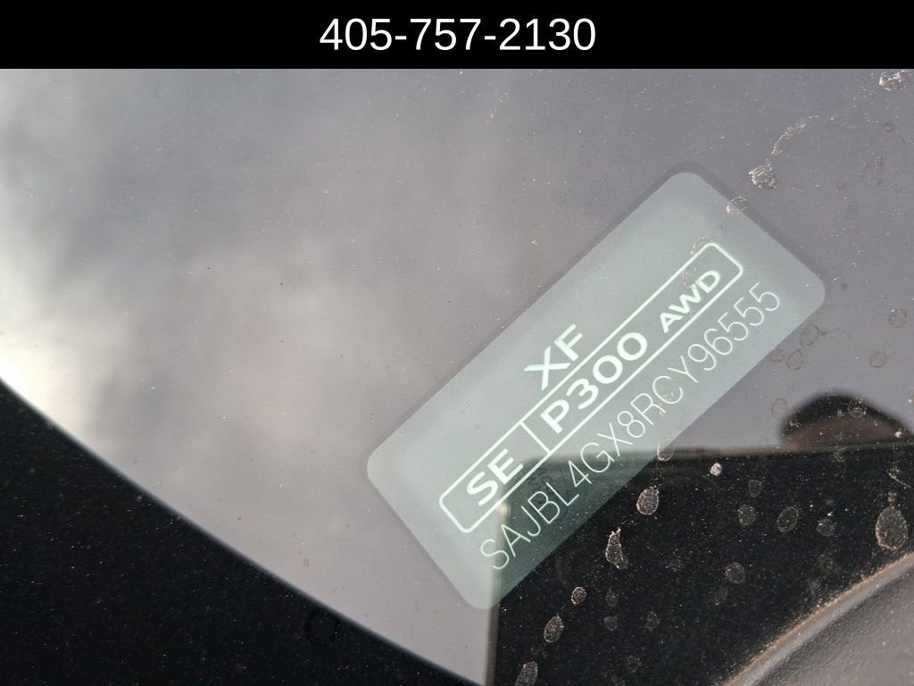 Used 2024 Jaguar XF R-Dynamic SE image 10