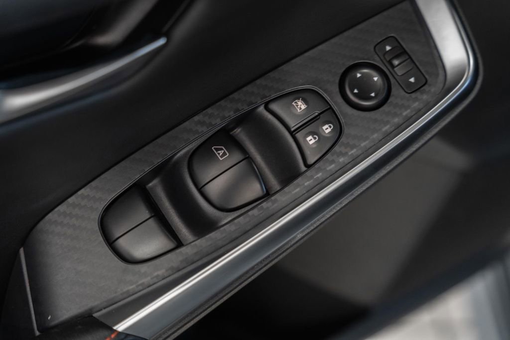 Used 2024 Nissan Sentra SR w/ Lighting Package image 39