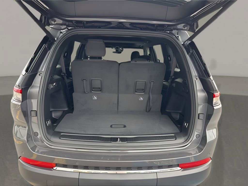 New 2025 Jeep Grand Cherokee L Laredo w/ Luxury Tech Group I image 10