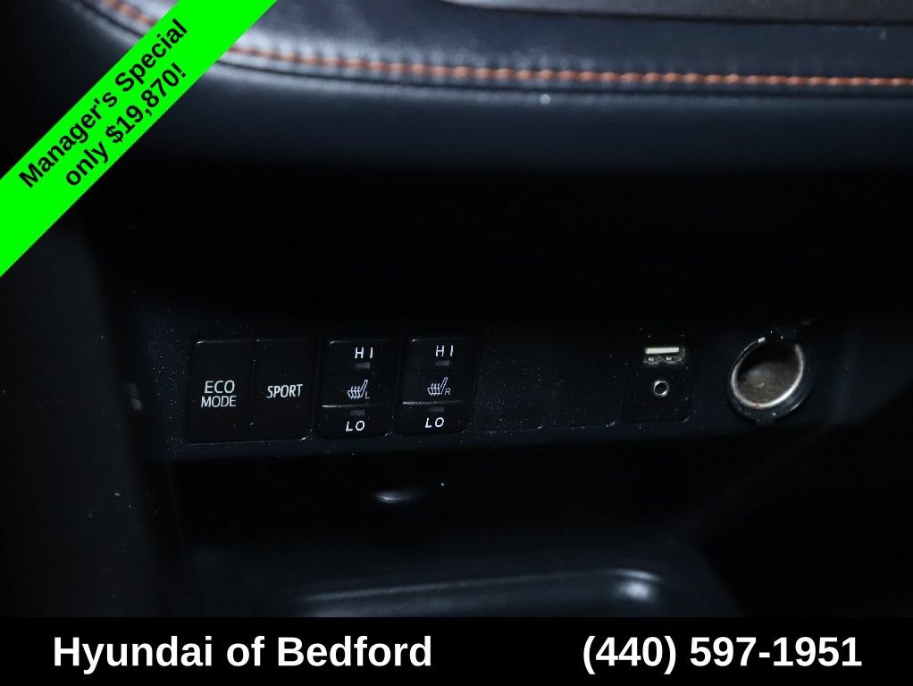 Used 2017 Toyota RAV4 SE w/ Power Extra Value Package AWD/4WD image 29