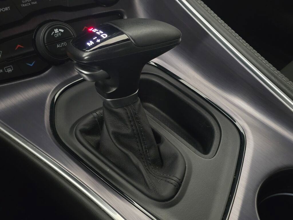 Used 2018 Dodge Challenger R/T Scat Pack w/ Driver Convenience Group image 37