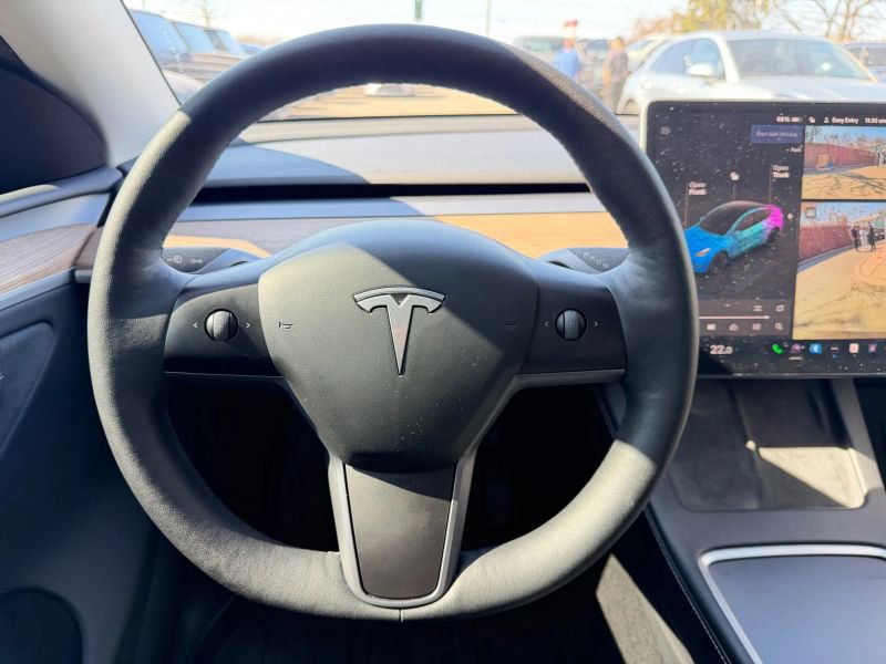 Used 2024 Tesla Model Y Long Range image 19