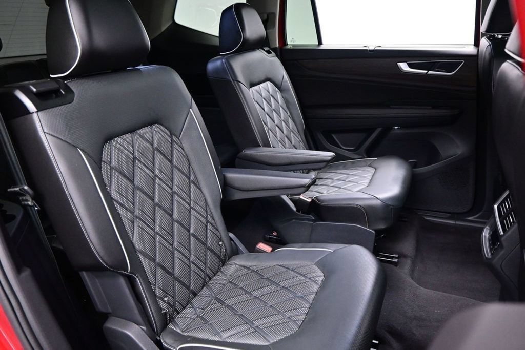 Used 2024 Volkswagen Atlas SEL Premium R-Line AWD/4WD image 48