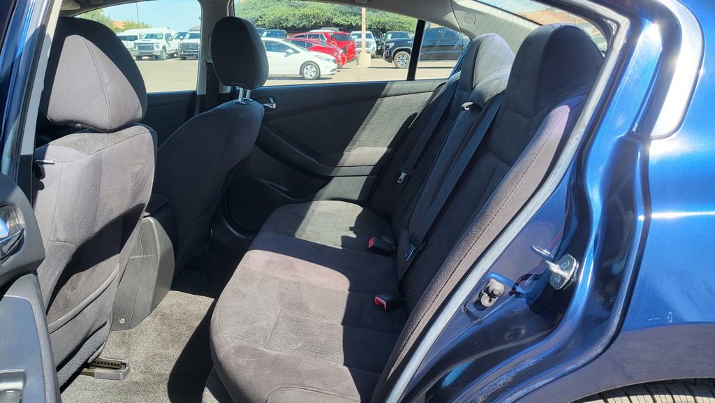 Used 2011 Nissan Altima 3.5 SR w/ Sport Pkg image 22