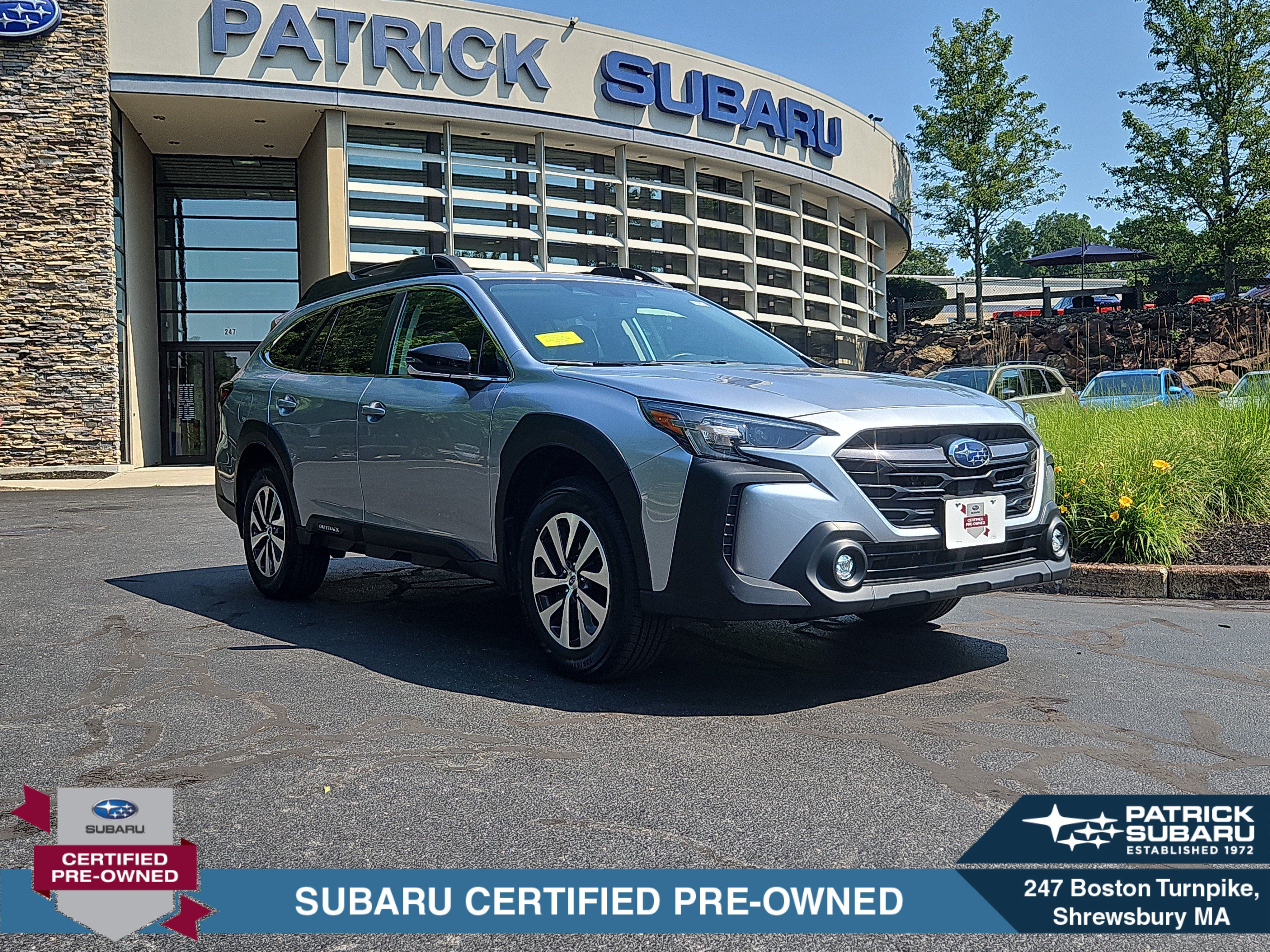 Certified 2024 Subaru Outback Premium AWD/4WD image 1