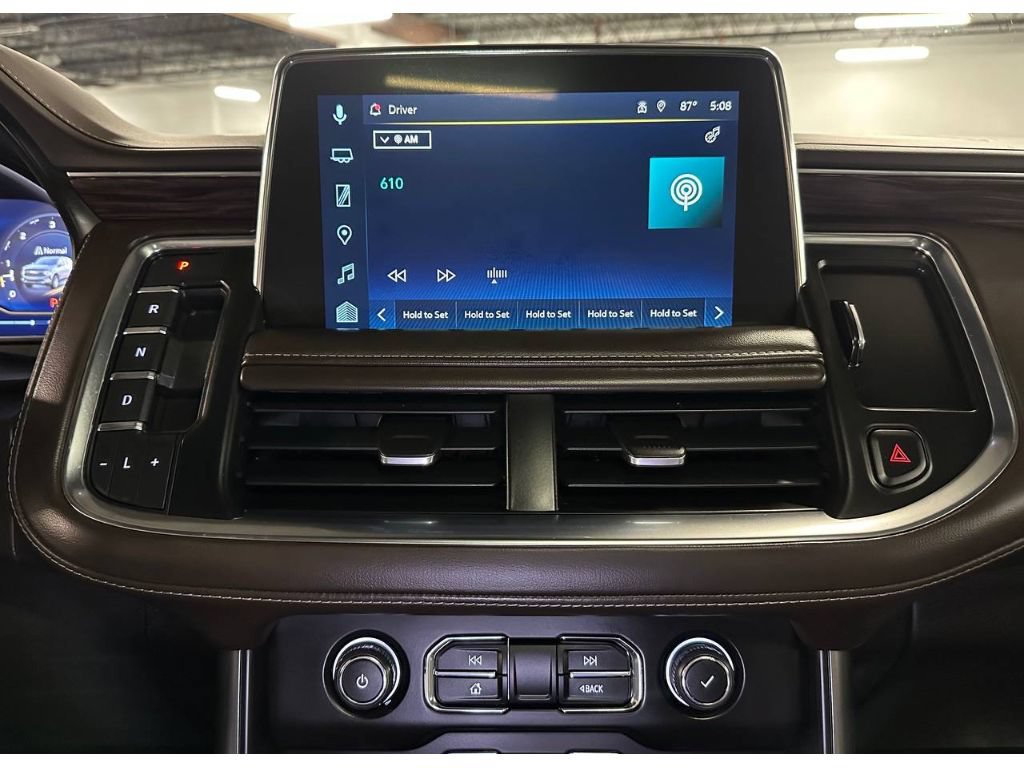 Used 2023 Chevrolet Tahoe Z71 w/ Luxury Package AWD/4WD image 28
