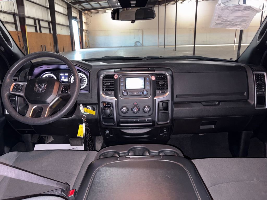 Used 2024 RAM 1500 Classic Warlock RWD image 12