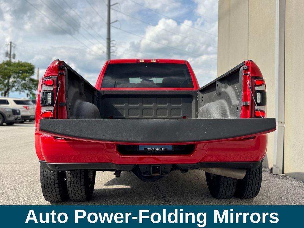 Used 2024 RAM 3500 Big Horn w/ Night Edition AWD/4WD image 33