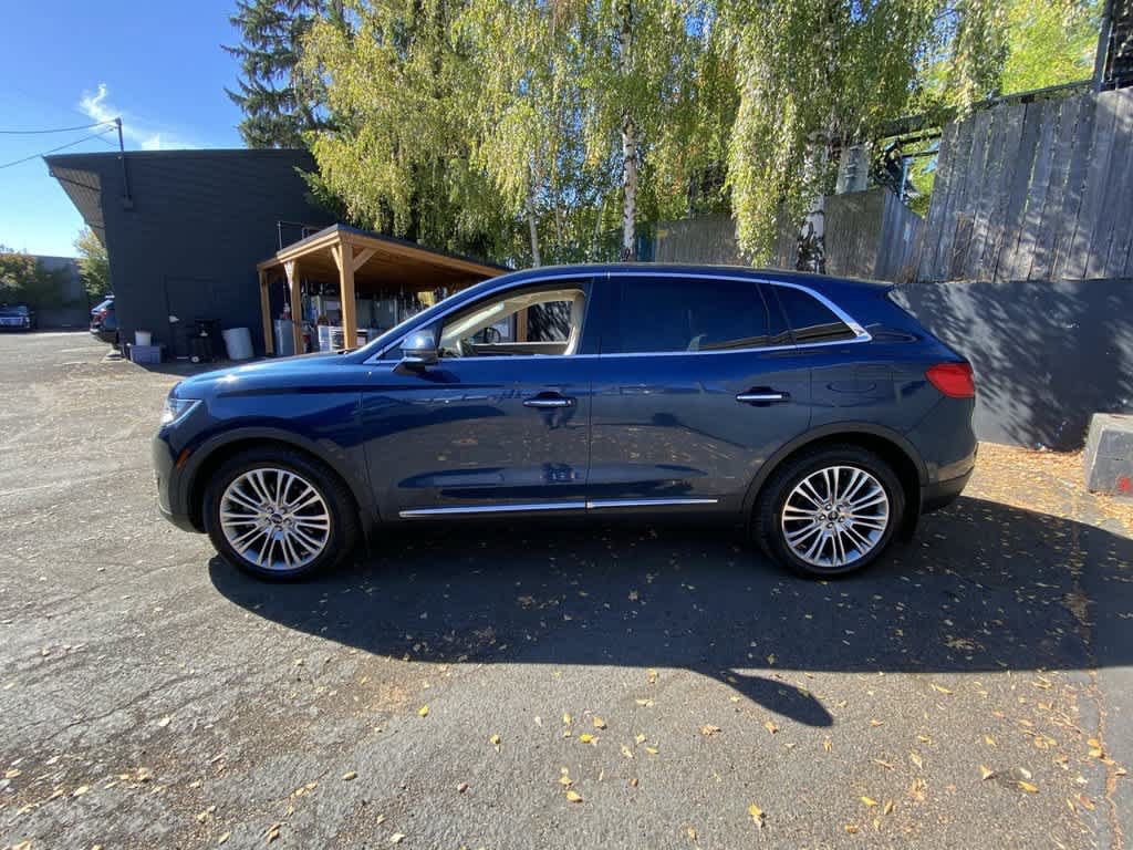 Used 2017 Lincoln MKX Reserve w/ Lincoln MKX Climate Package AWD/4WD image 3