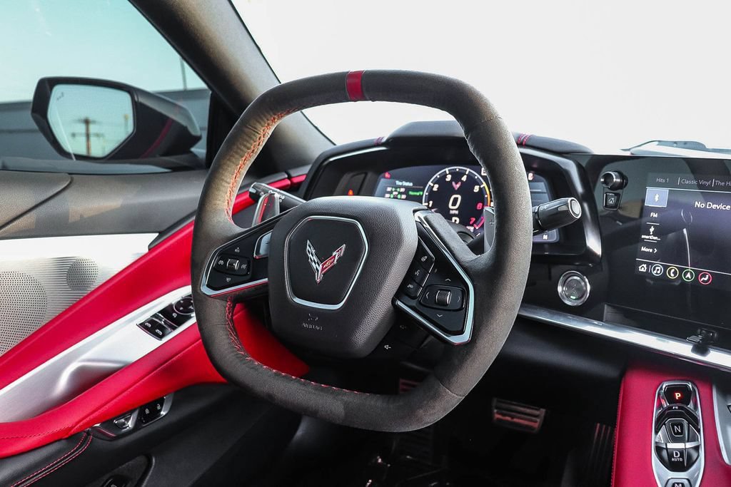 Used 2020 Chevrolet Corvette Stingray Preferred Cpe w/ 2LT Preferred Equipment Group RWD image 18