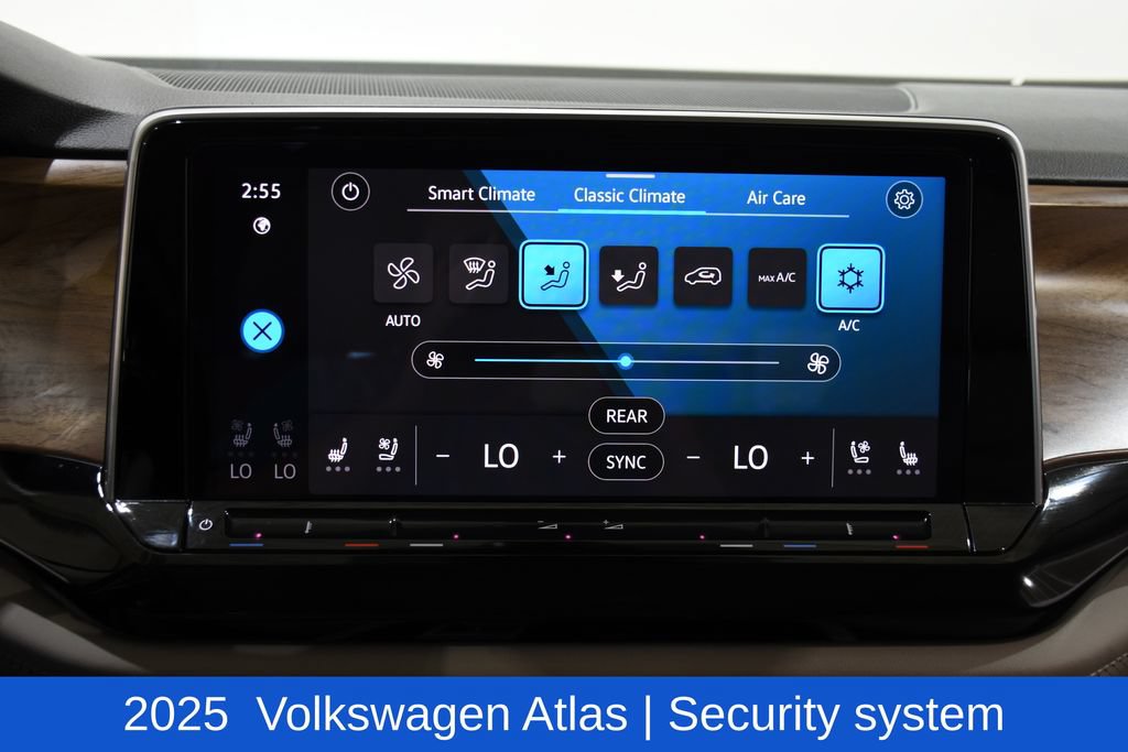 Used 2025 Volkswagen Atlas SE FWD image 21