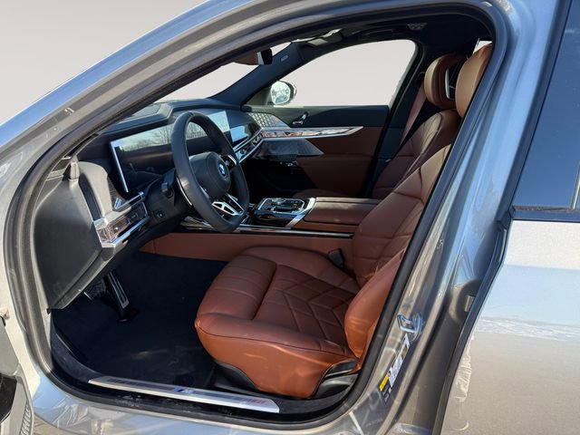New 2026 BMW 750e xDrive w/ Executive Package AWD/4WD image 9