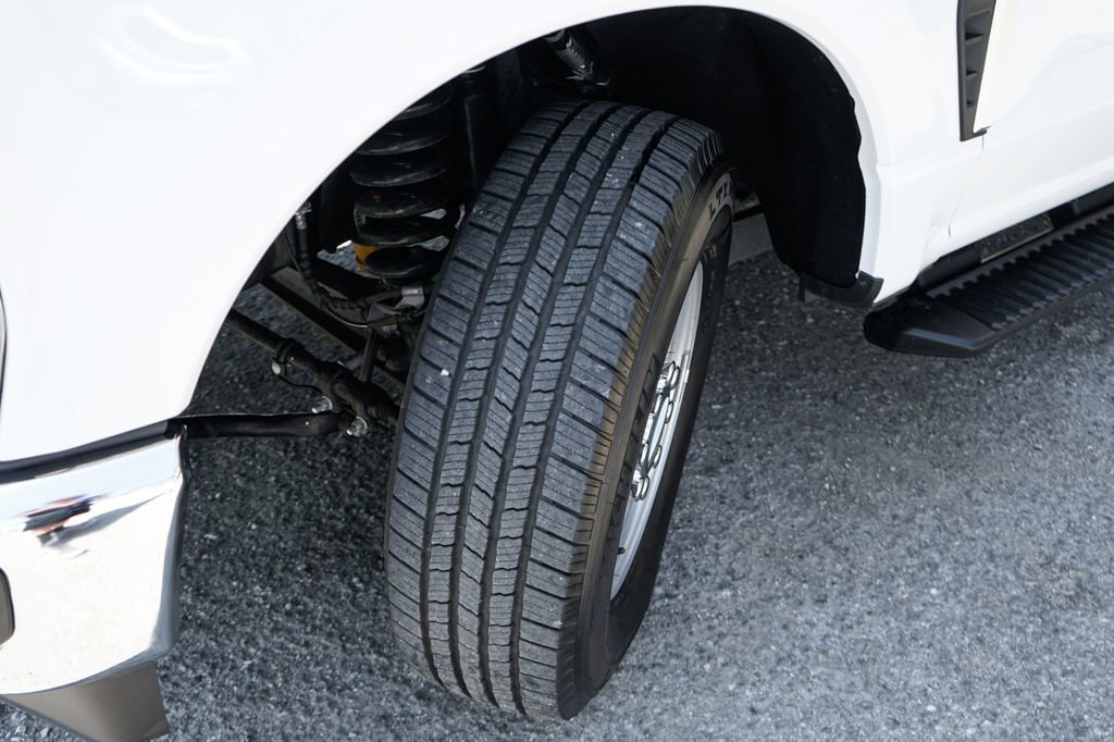 Used 2024 Ford F250 XL w/ XL Chrome Package image 42