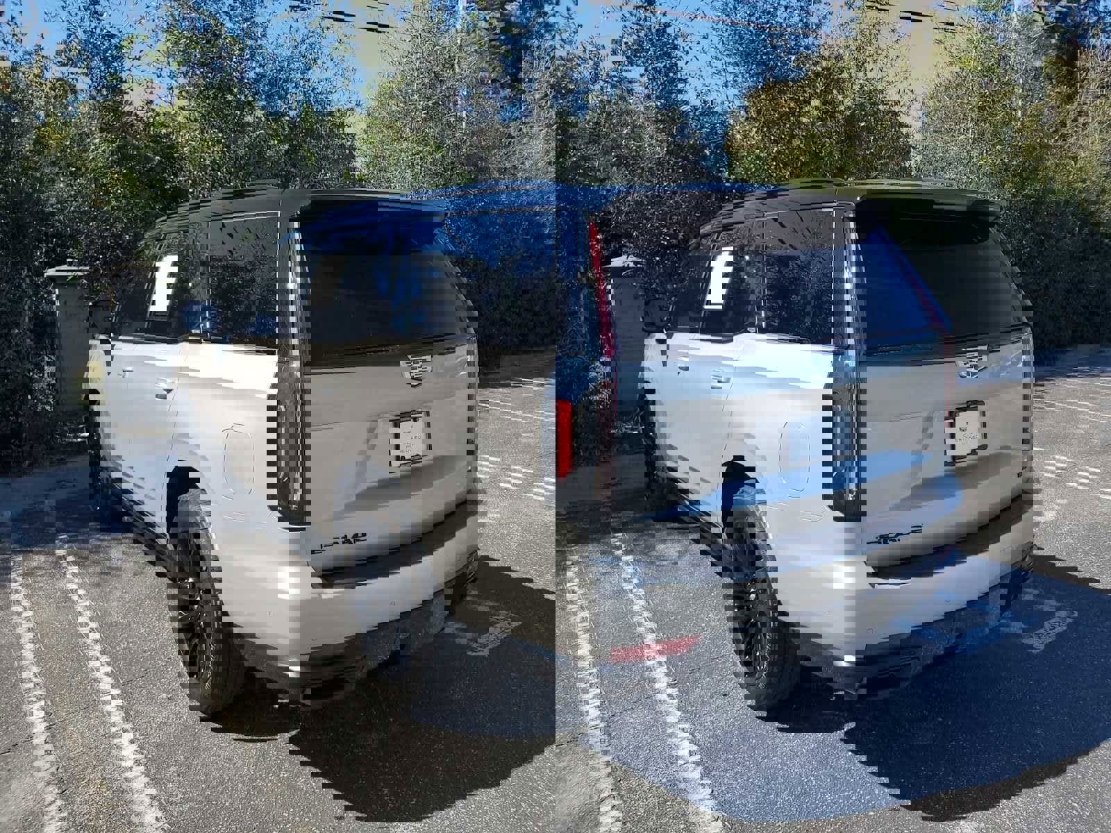 Certified 2024 Cadillac Escalade Sport Platinum w/ LPO, ONYX Package image 3