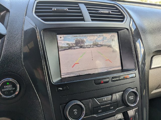 Used 2019 Ford Explorer XLT w/ Equipment Group 202A AWD/4WD image 30