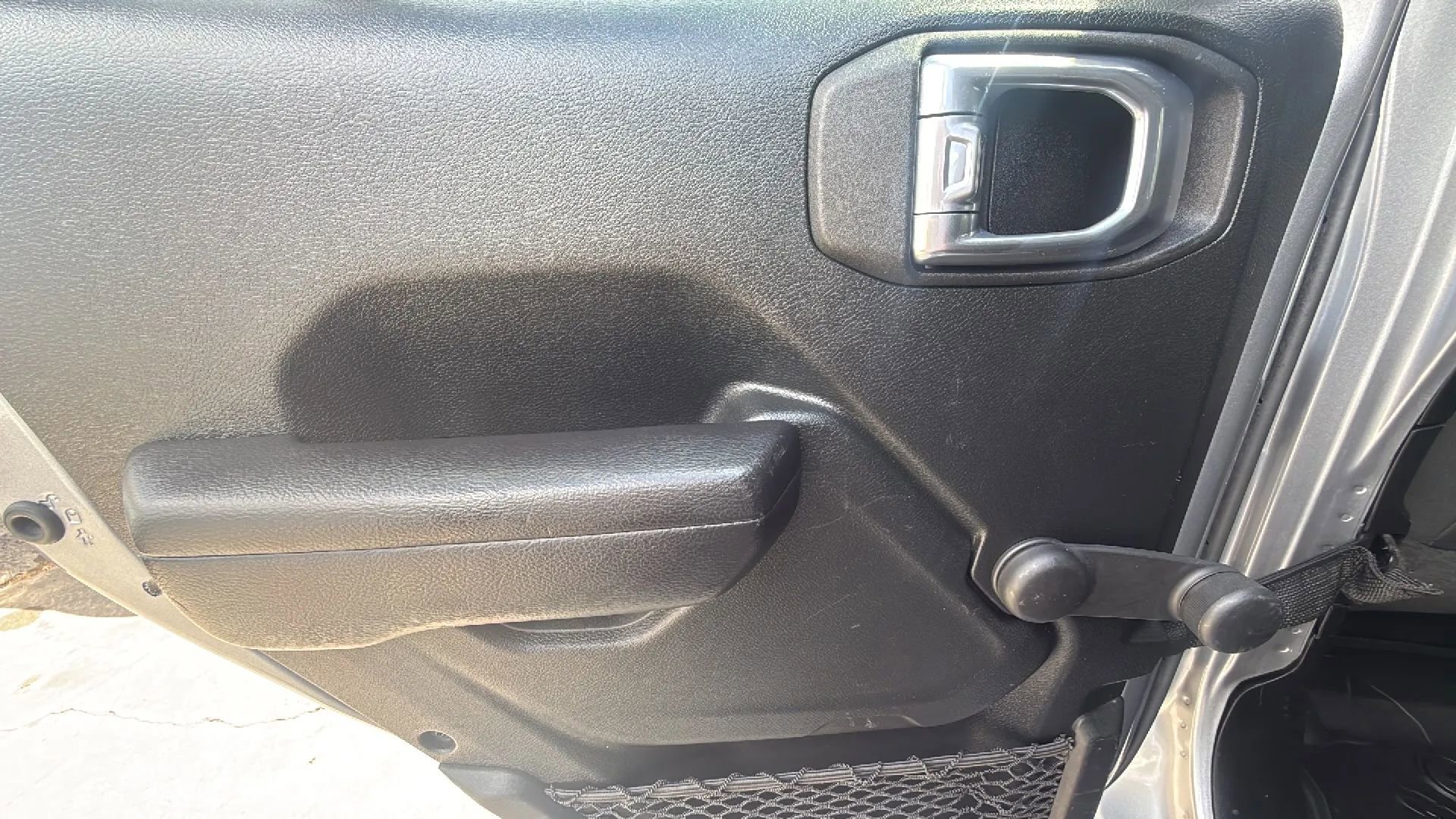 Used 2021 Jeep Gladiator Sport image 19