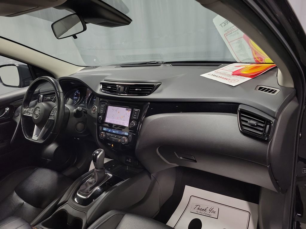 Used 2022 Nissan Rogue Sport SL image 24