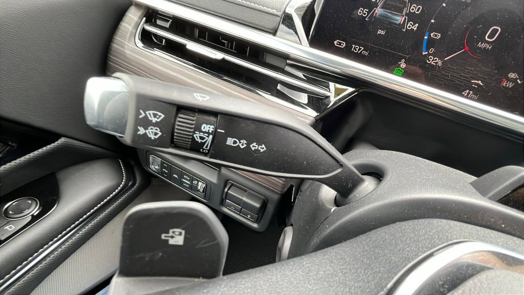 New 2024 GMC Sierra EV Denali image 32