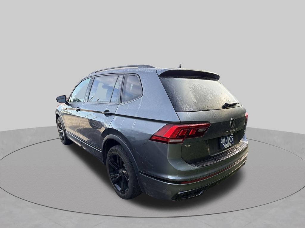 Used 2024 Volkswagen Tiguan SE R-Line FWD image 6