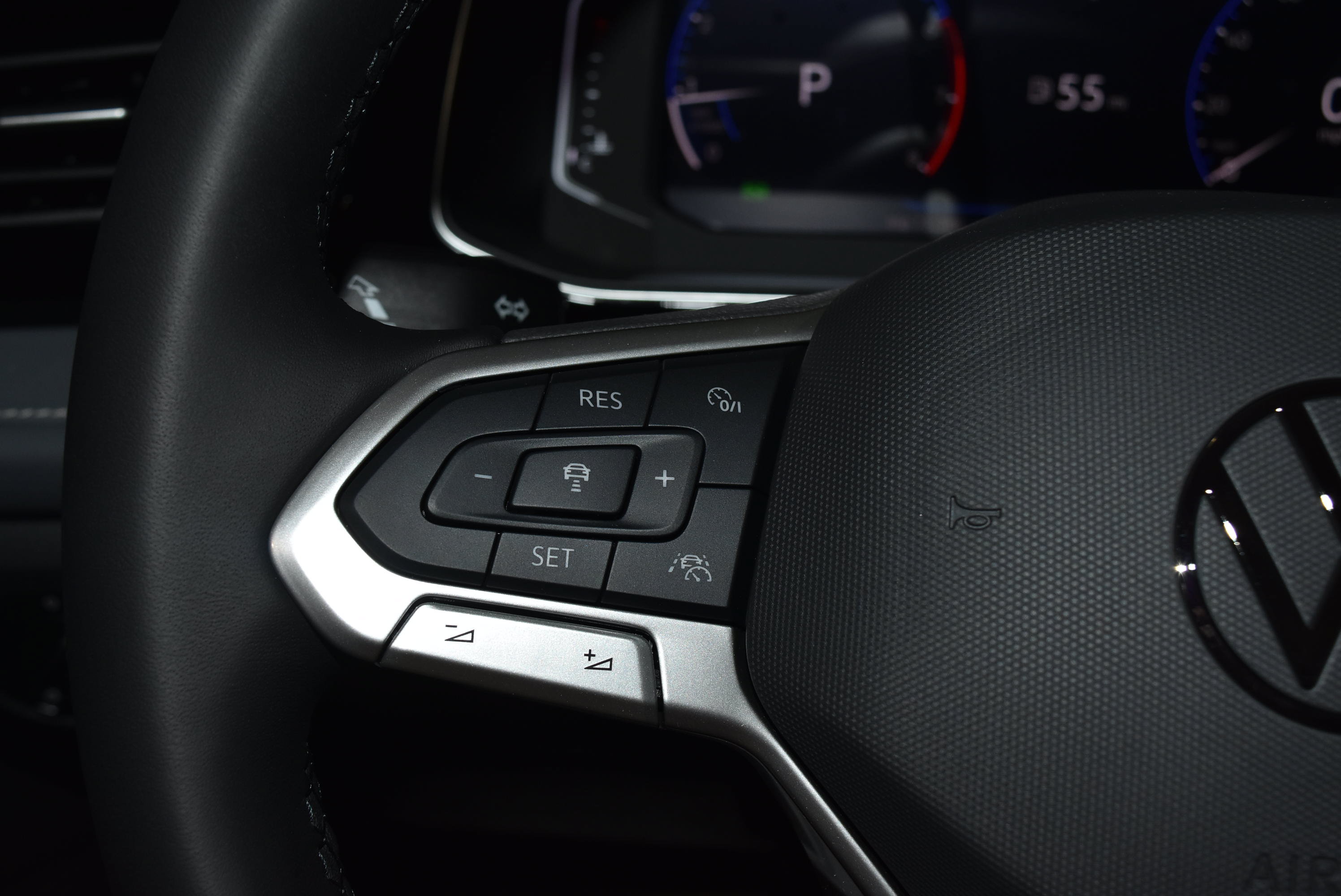 New 2026 Volkswagen Jetta SEL FWD image 7