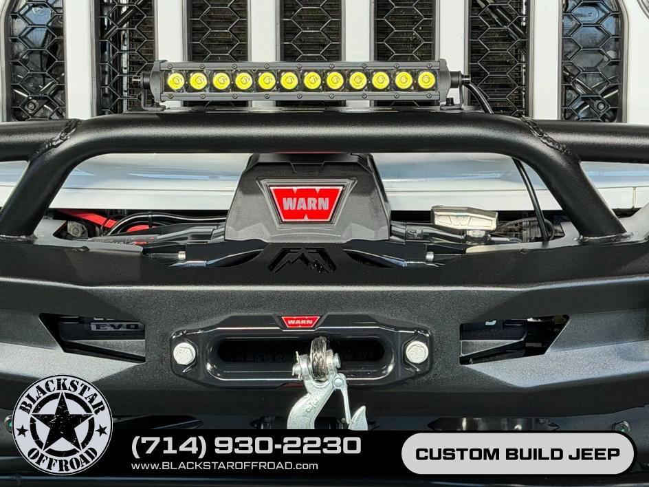 Used 2021 Jeep Gladiator Rubicon AWD/4WD image 4
