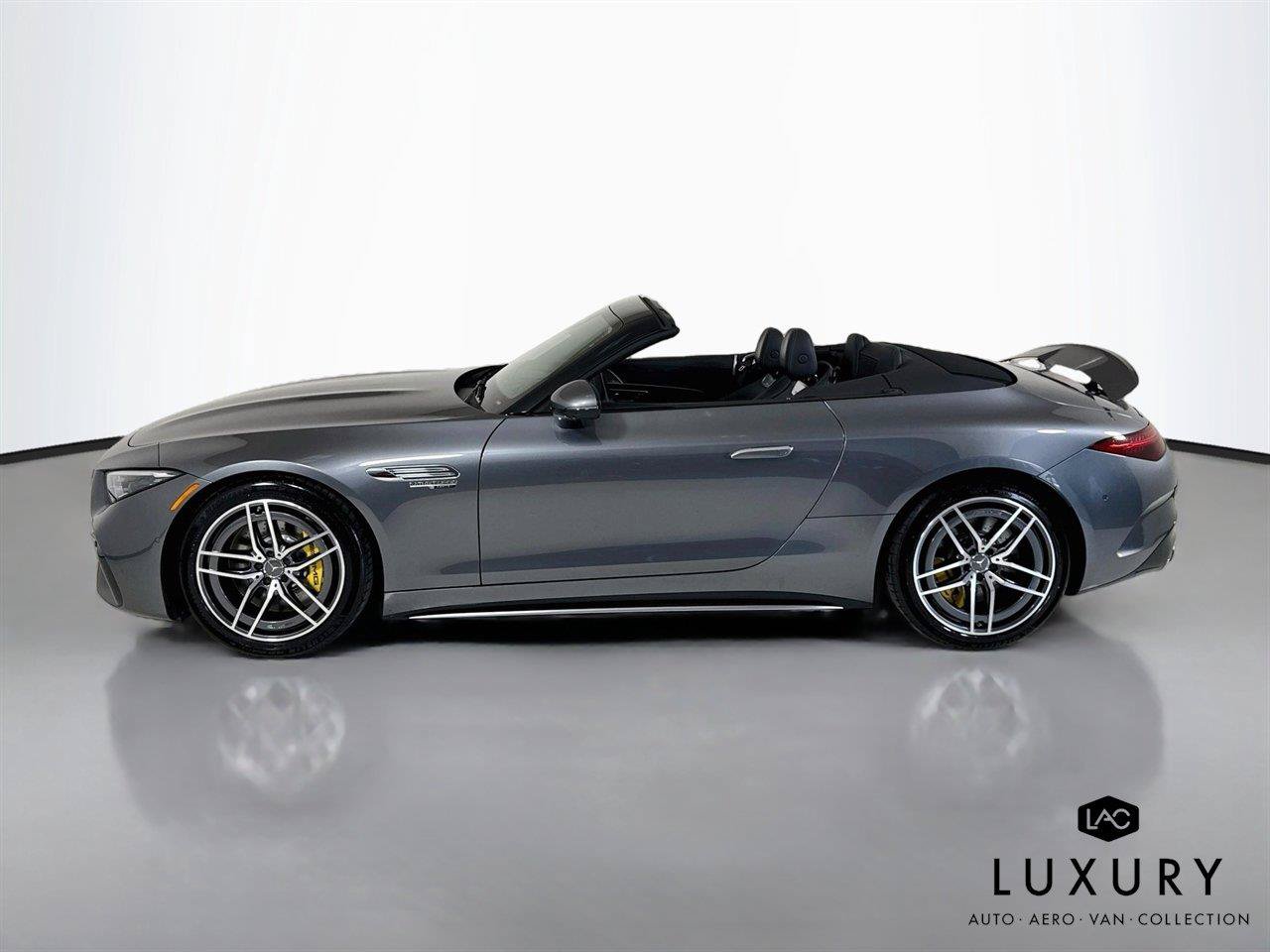 Used 2025 Mercedes-Benz SL 63 AMG 4MATIC image 9