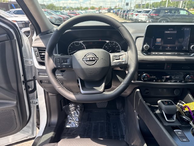 New 2026 Nissan Rogue Dark Armor AWD/4WD image 16
