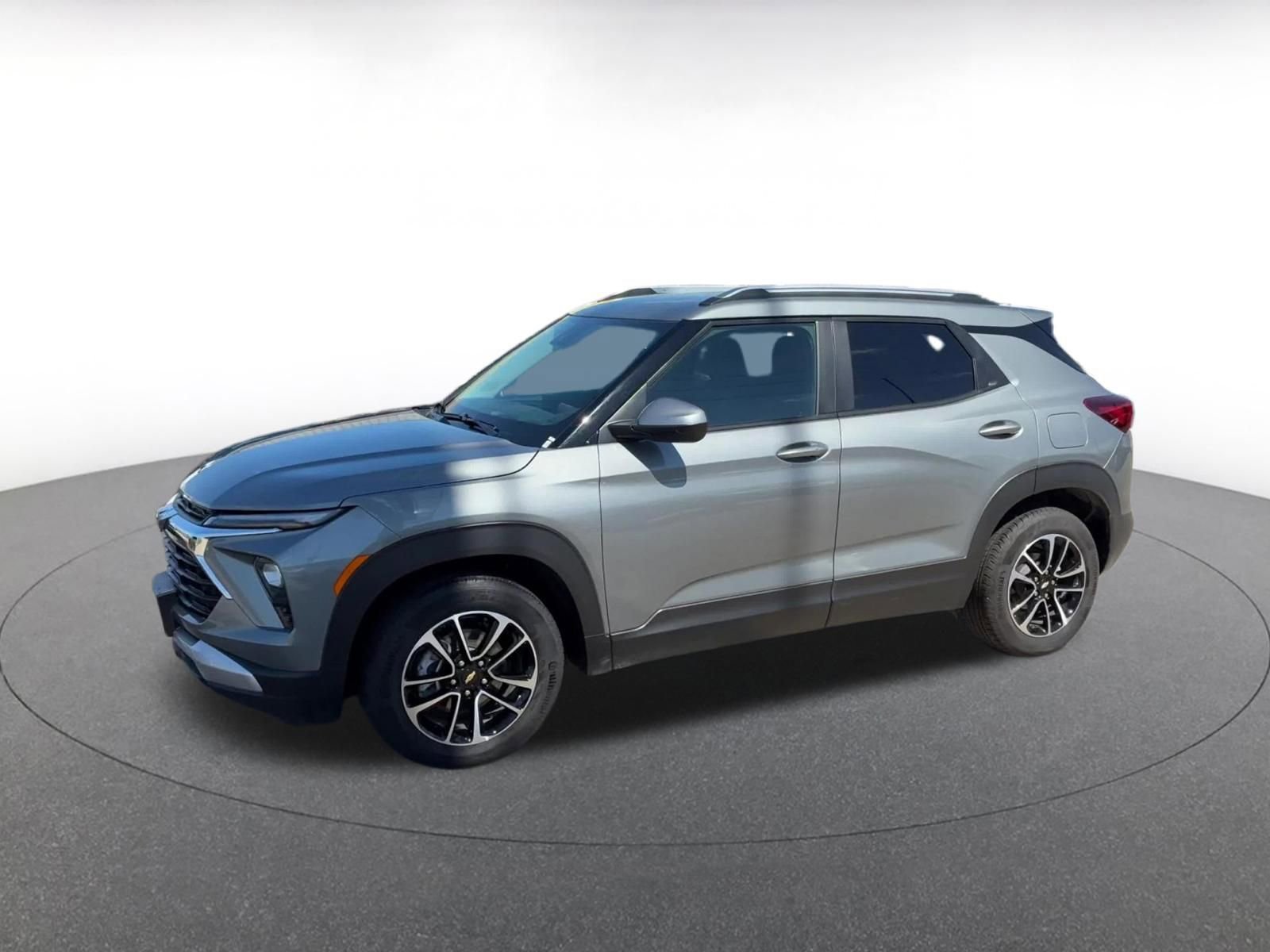 Used 2025 Chevrolet TrailBlazer LT image 6