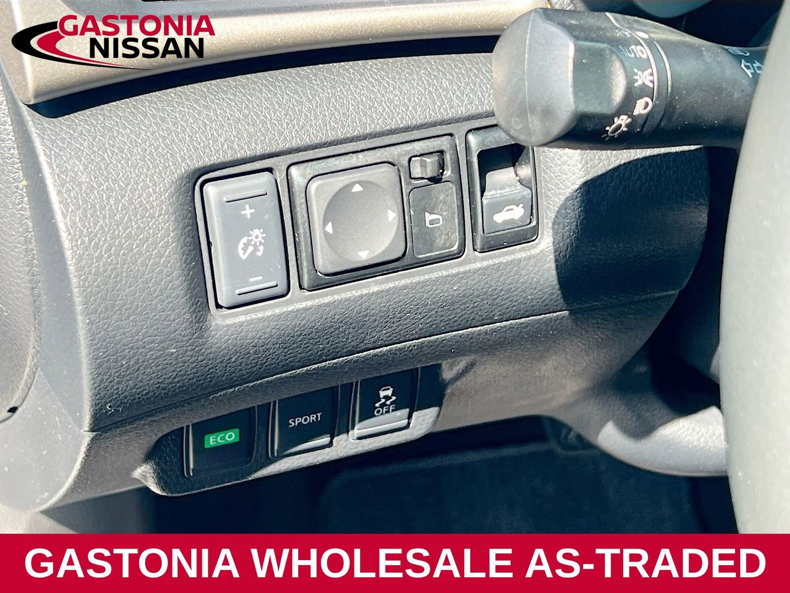 Used 2015 Nissan Sentra SV image 10