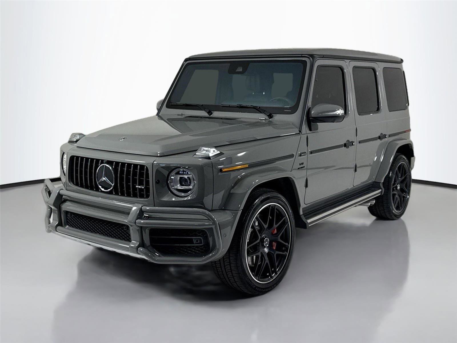 Used 2021 Mercedes-Benz G 63 AMG 4MATIC w/ G Manufaktur Interior Package image 10