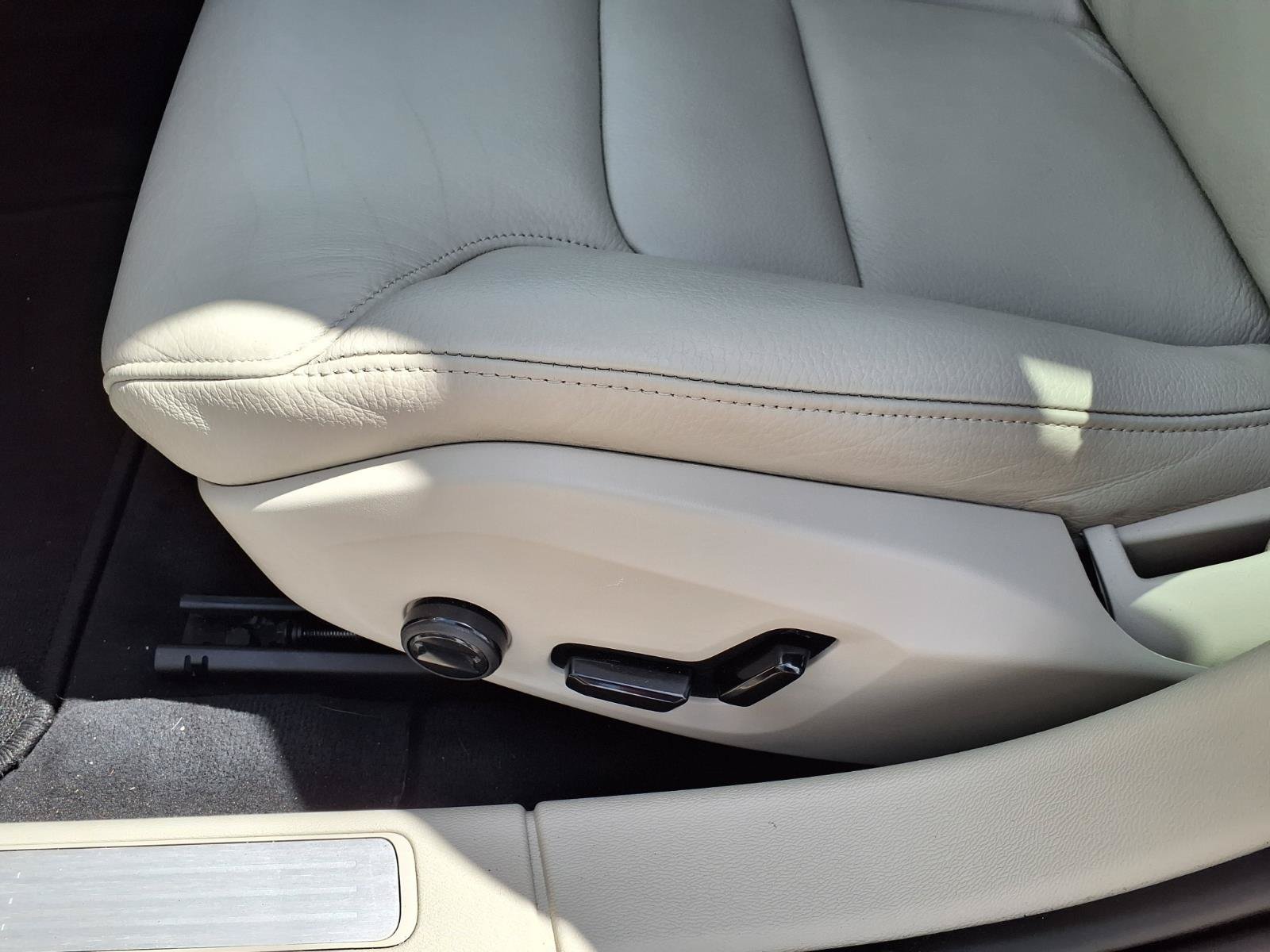 Certified 2023 Volvo S60 B5 Plus FWD image 23