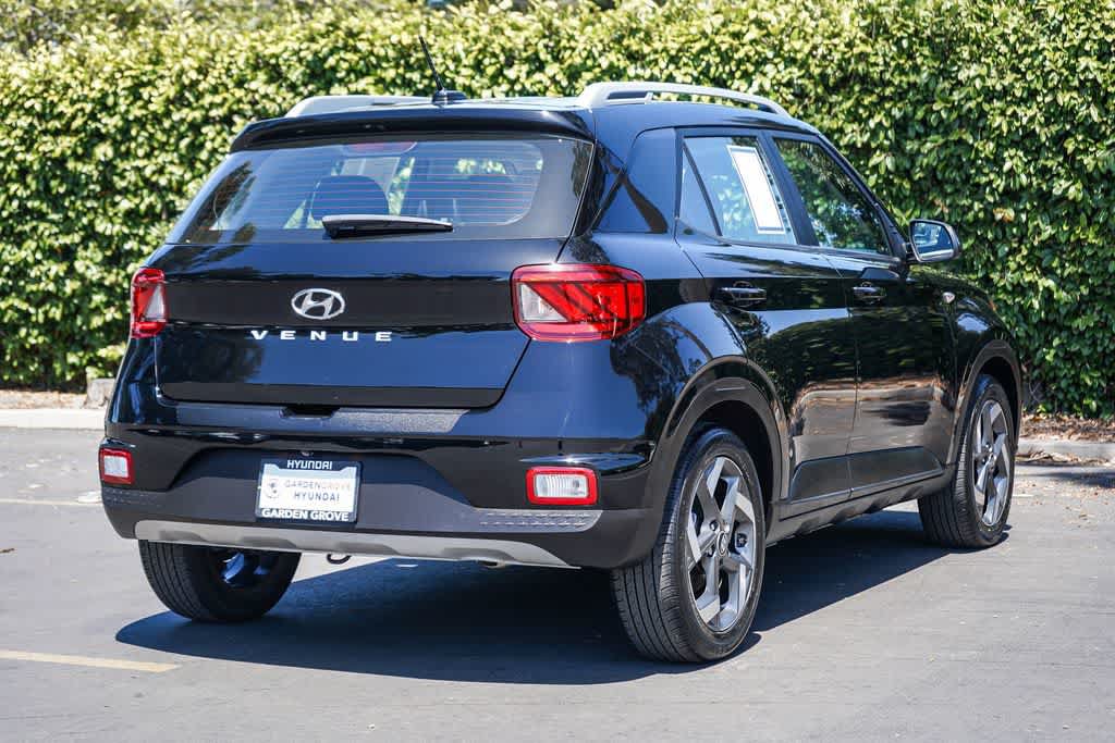 Certified 2024 Hyundai Venue SEL FWD image 6