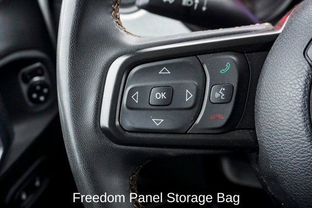 Used 2025 Jeep Gladiator Sport image 17