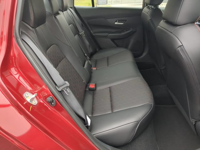New 2026 Nissan Sentra SR w/ SR Premium Package FWD image 31