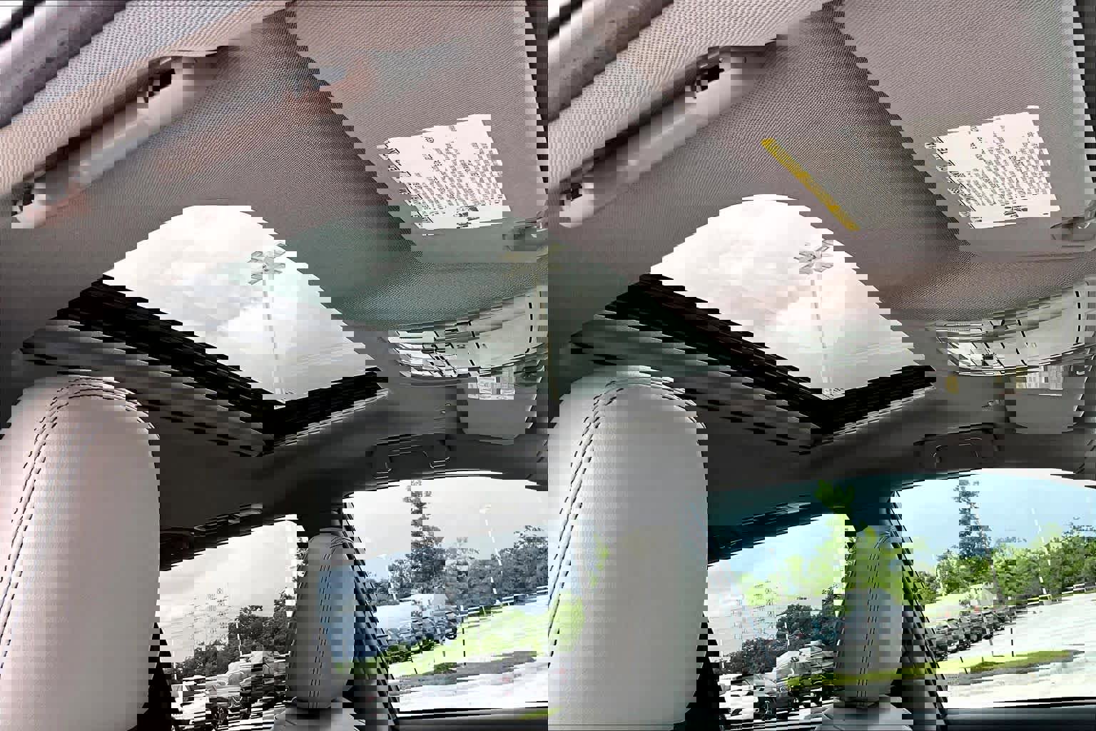 Used 2019 Toyota Highlander XLE image 13