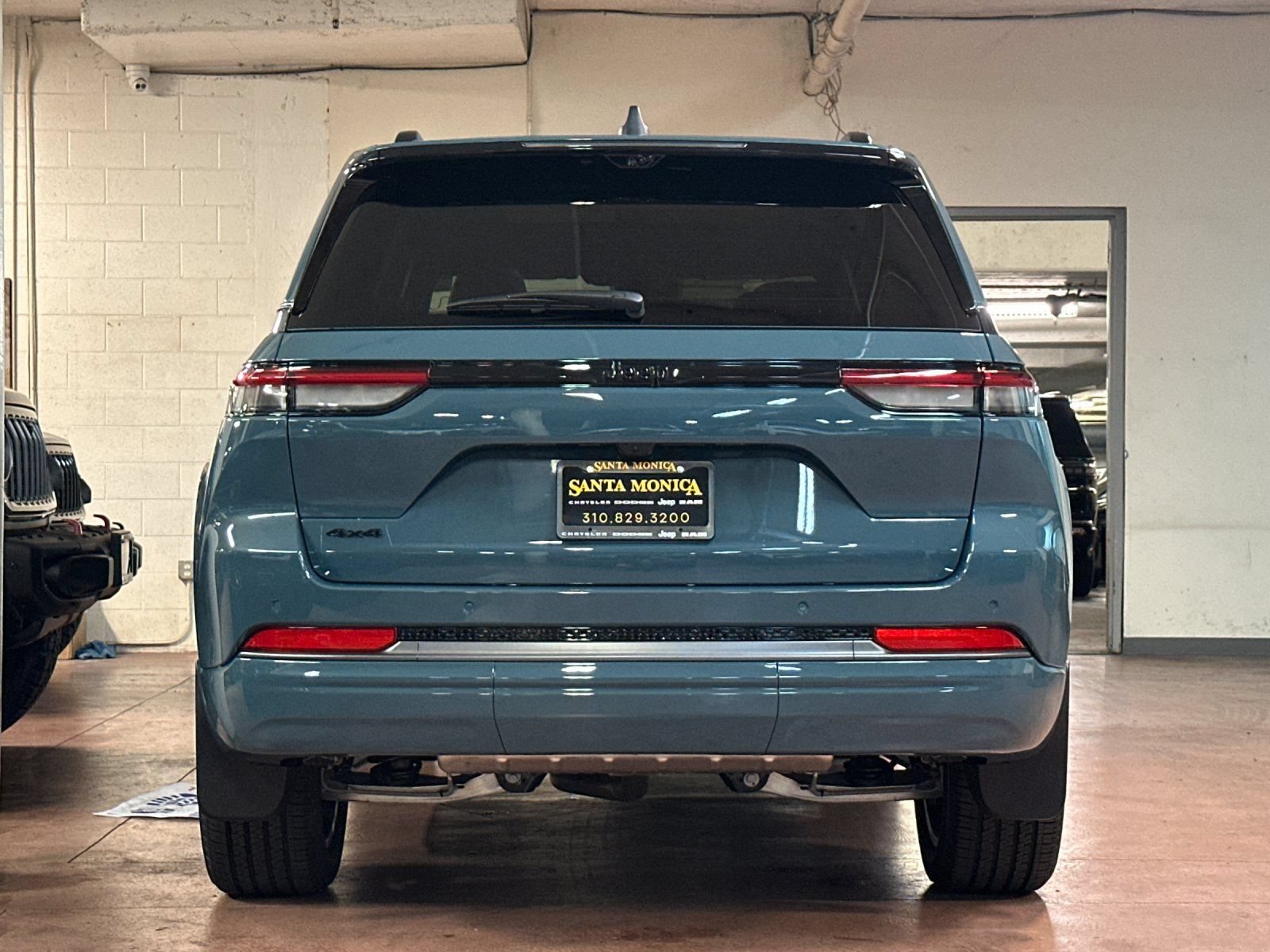 New 2026 Jeep Grand Cherokee Limited AWD/4WD image 4