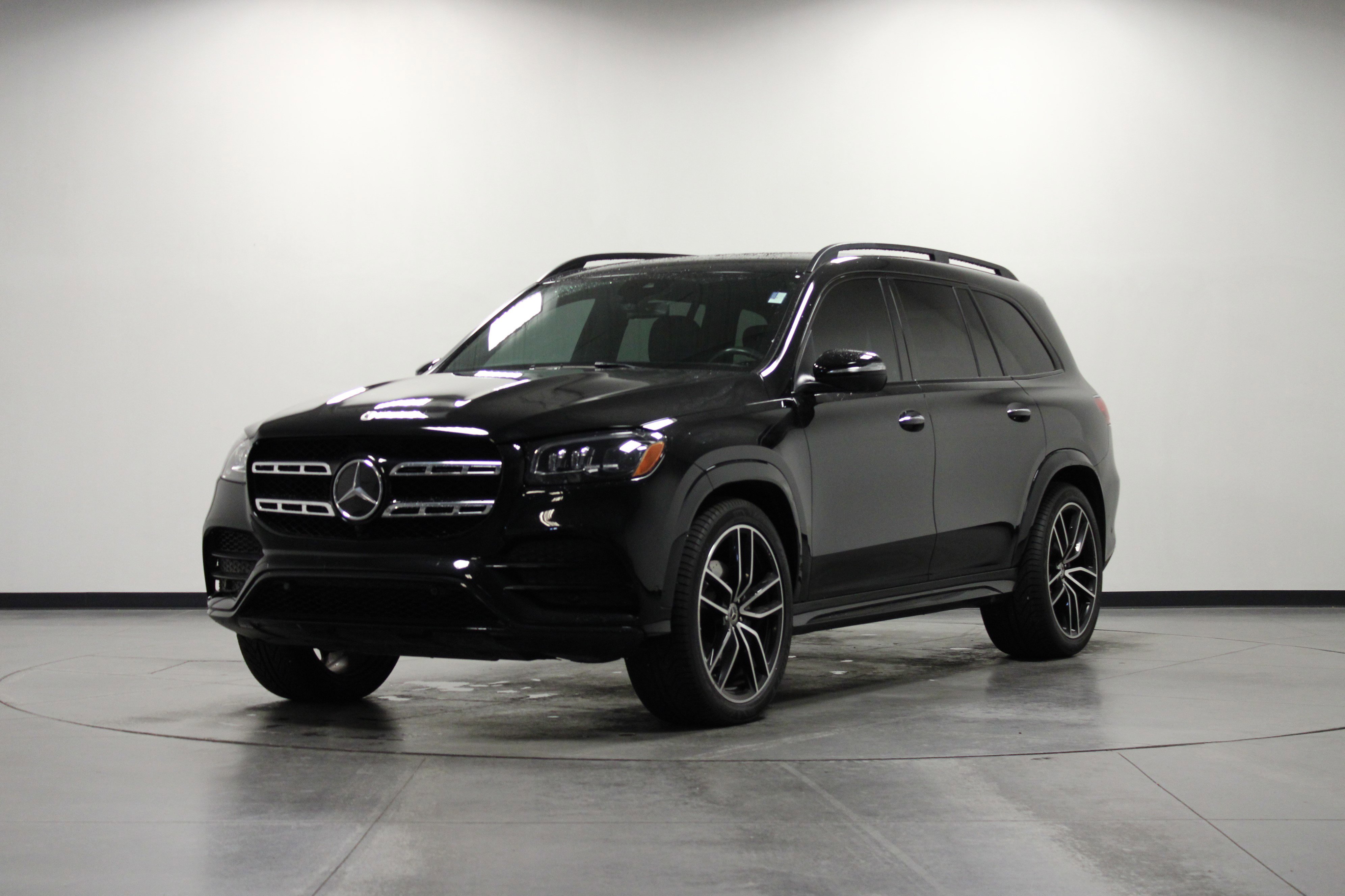 Used 2022 Mercedes-Benz GLS 450 4MATIC image 8