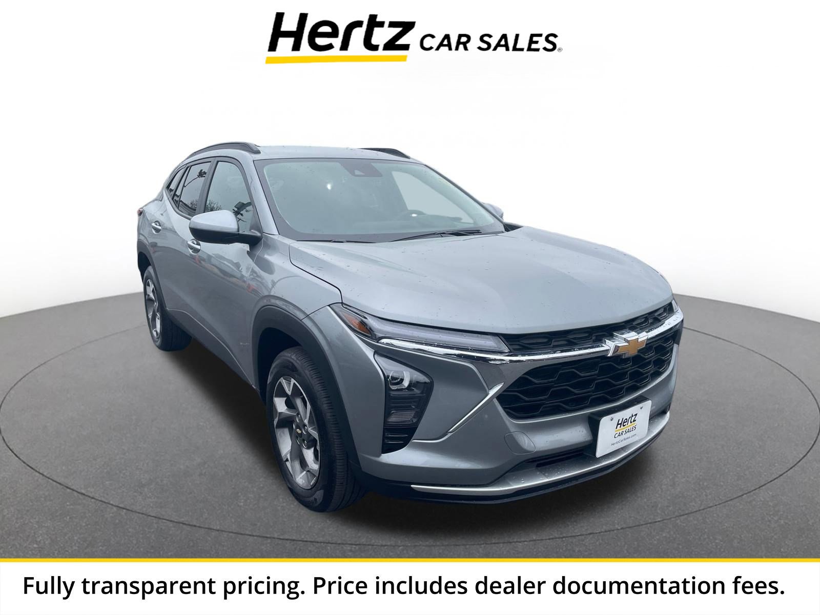 Used 2025 Chevrolet Trax LT FWD image 1