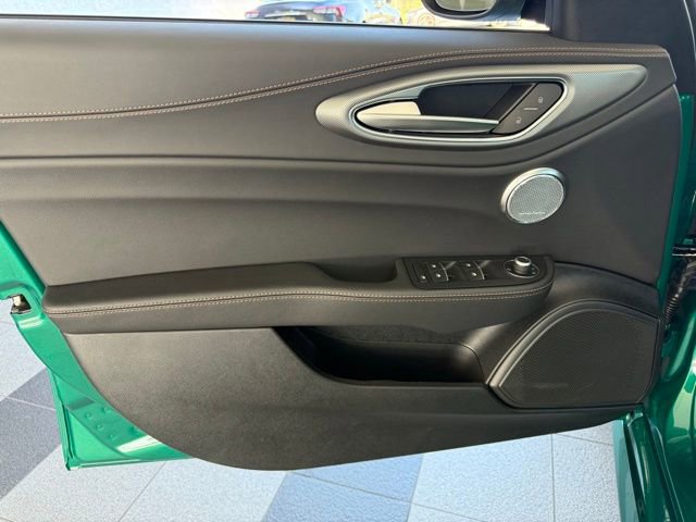 New 2025 Alfa Romeo Giulia w/ Driving Assist Package image 17