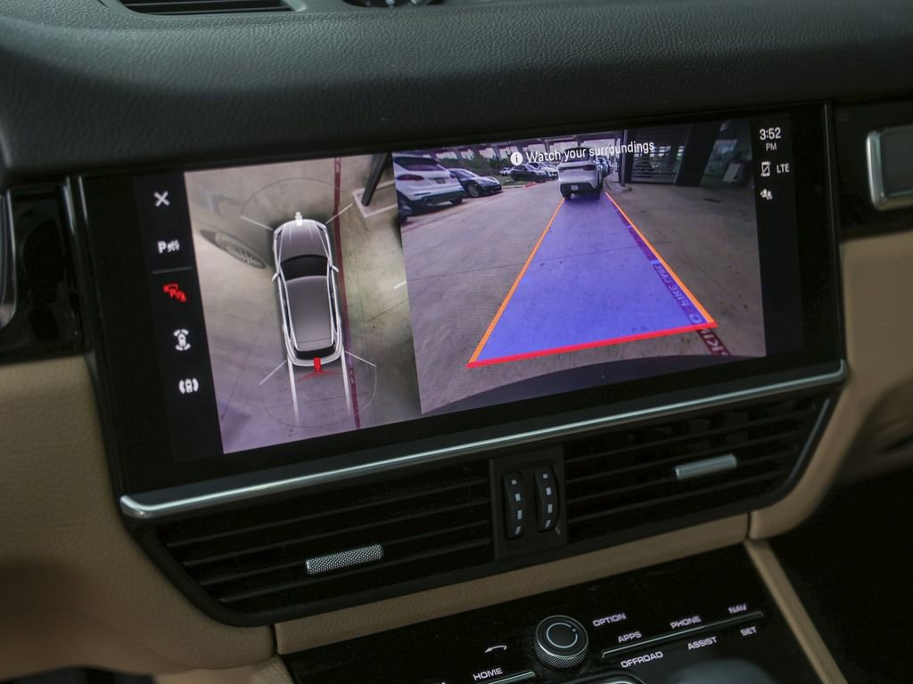 Certified 2023 Porsche Cayenne Platinum Edition AWD/4WD image 22